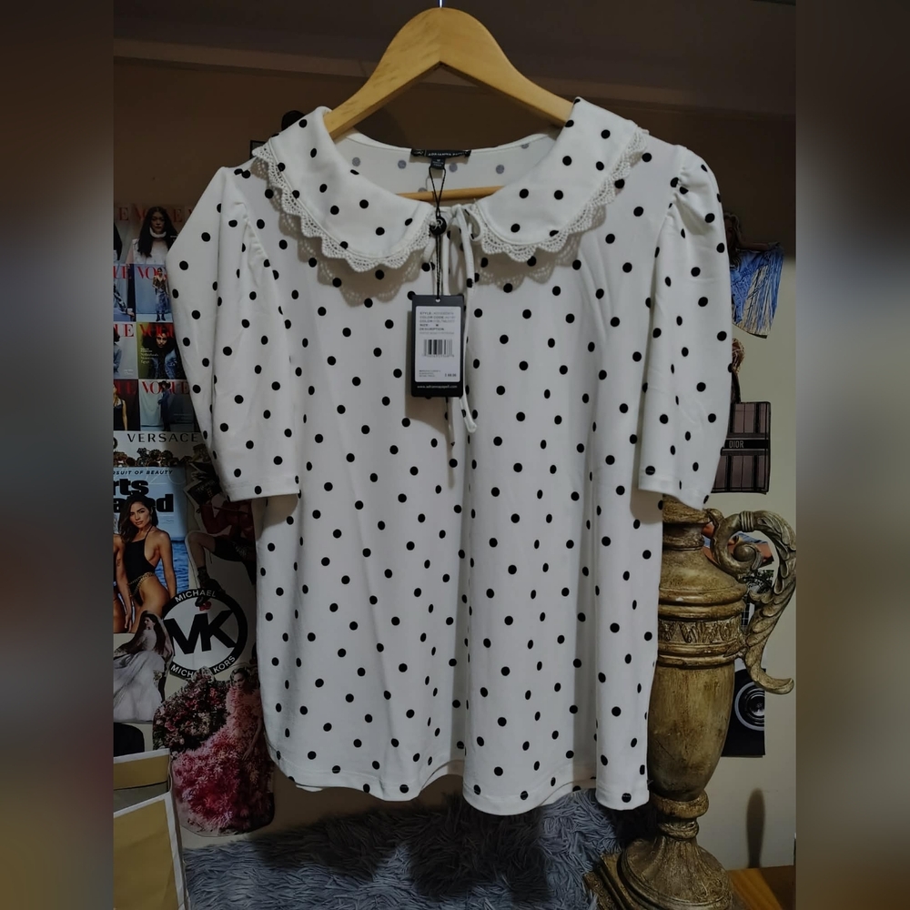 NWT Adrianna Papell Polka Dot Lace Trim Blouse